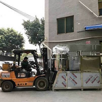 500L Vacuum emulsifying mixer shipment to Bangladesh